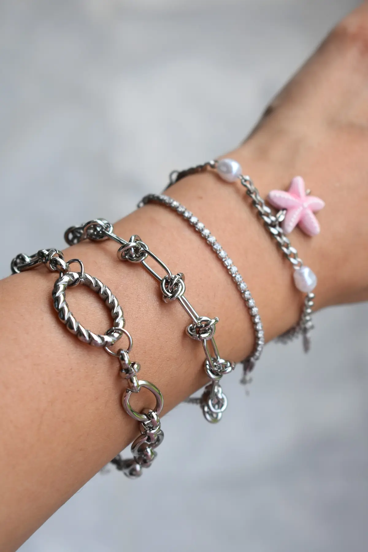 Eternal Loop Bracelet