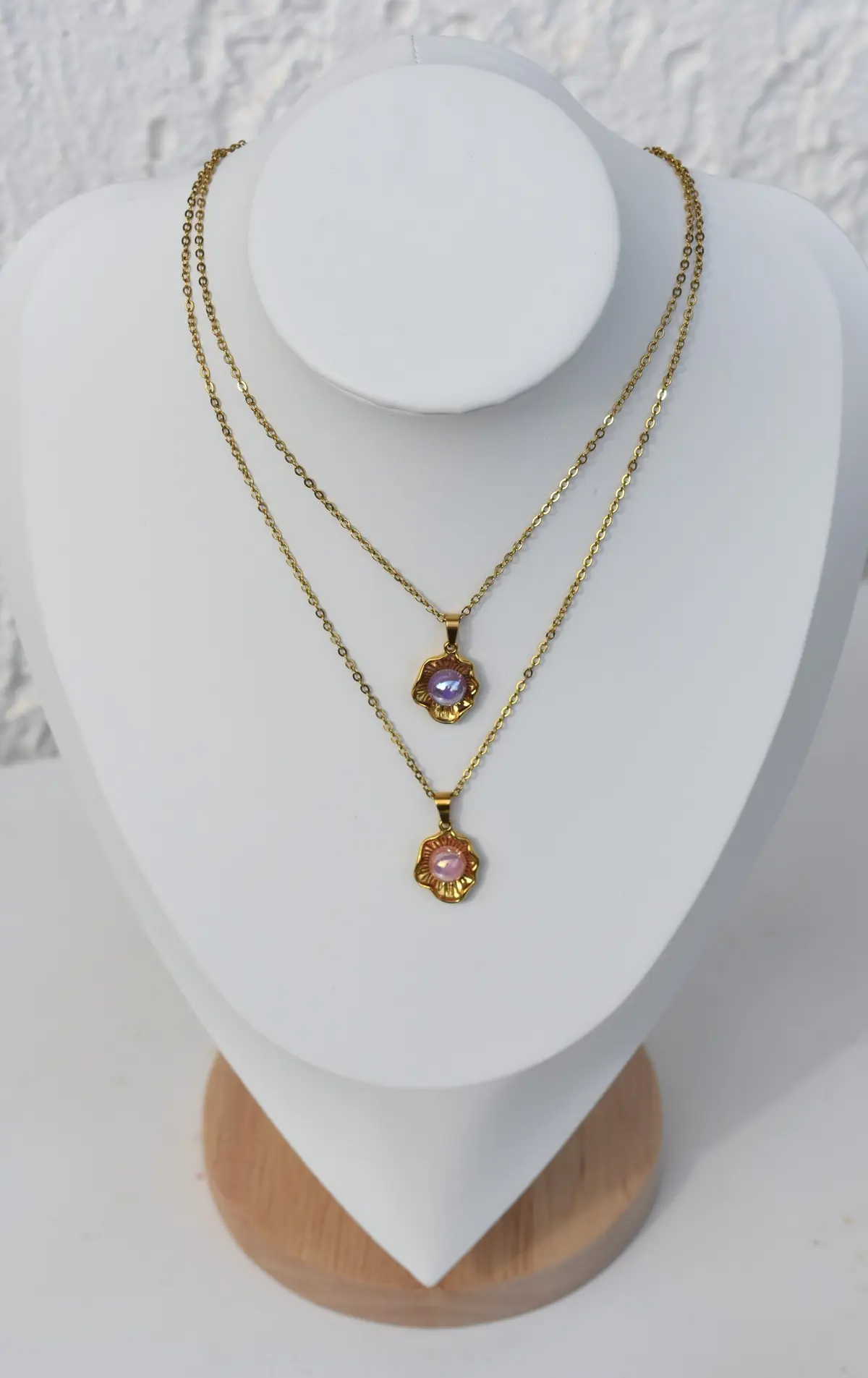 Shell Aura Necklace Pink