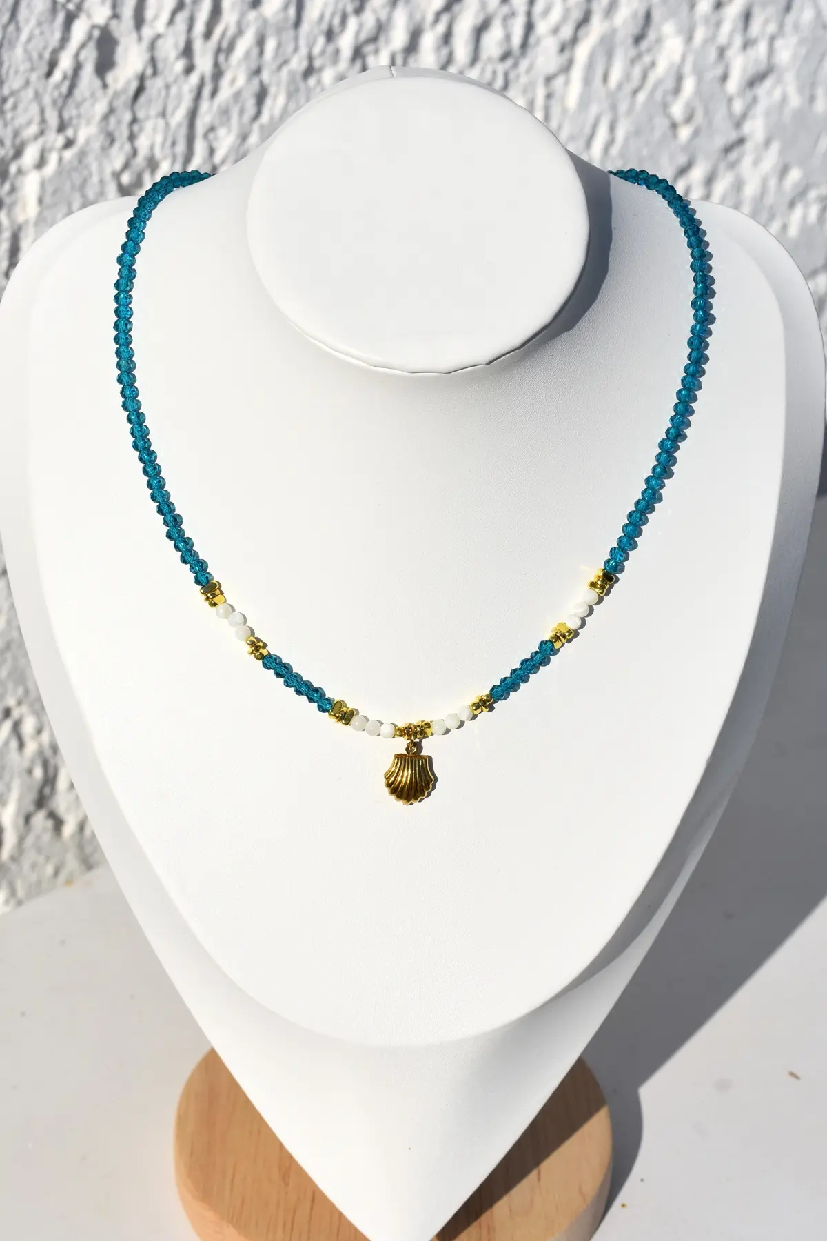 Viola Shell Necklace