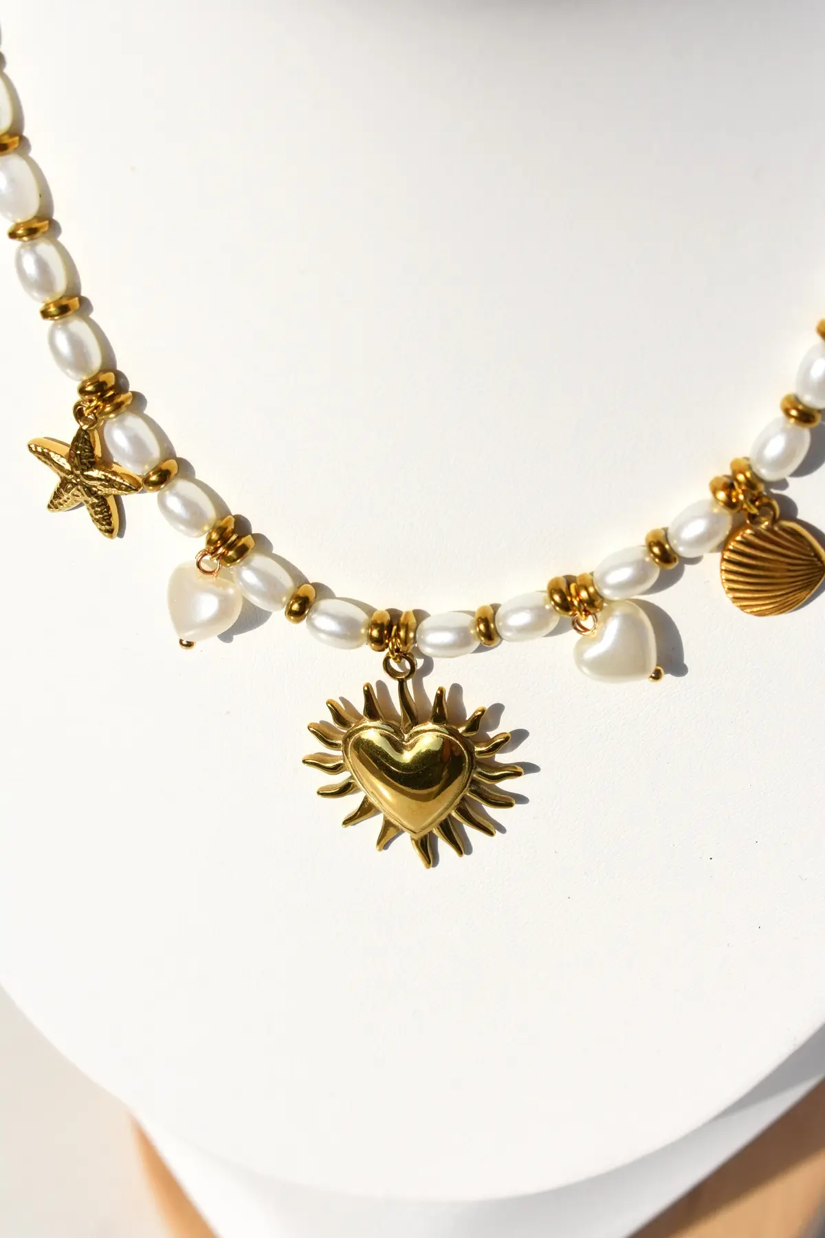 Camellia Necklace