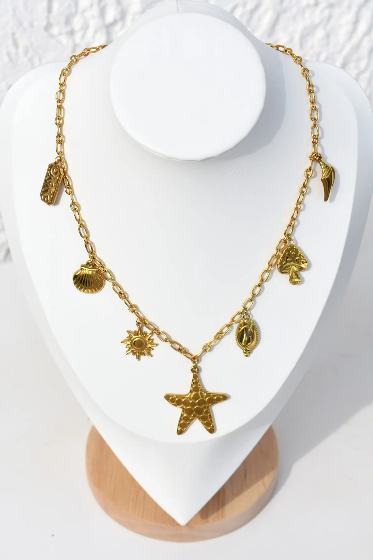 Isla Charm Necklace